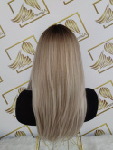 Peruka "Violeta" kolor jasny platynowy blond ombre