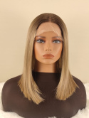 Peruka "Nicola" Lace Front, kolor blond ombre, fryzura Bob, włosy proste półdługie do ramion, damska syntetyczna-termiczna