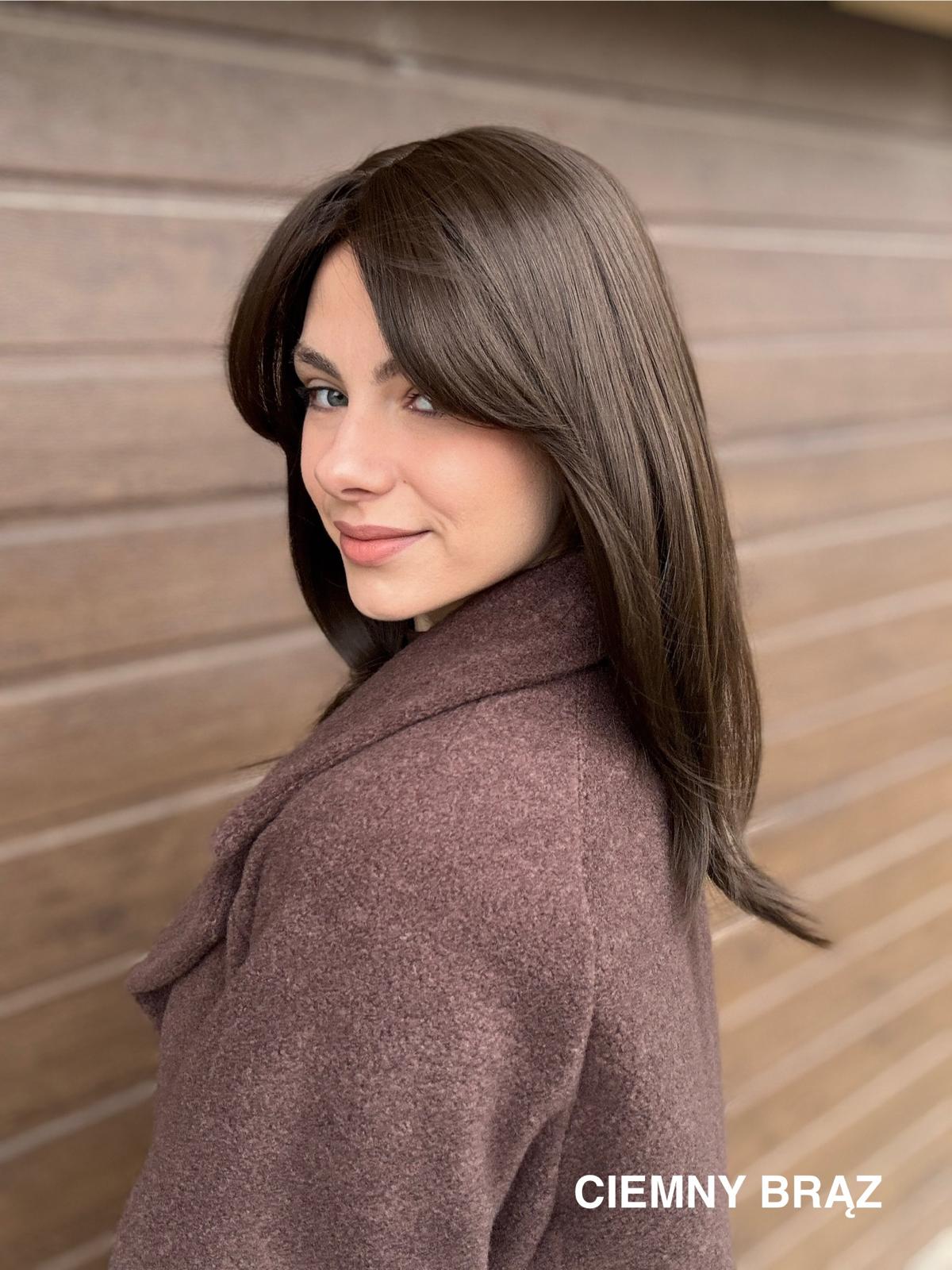 Peruka ”Aga” półdługa dostępna w kilku kolorach - obrazek 4