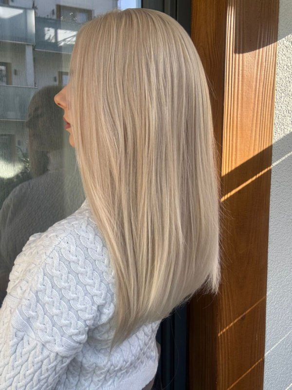 Peruka Adel Lace Front Jasny Blond - obrazek 2
