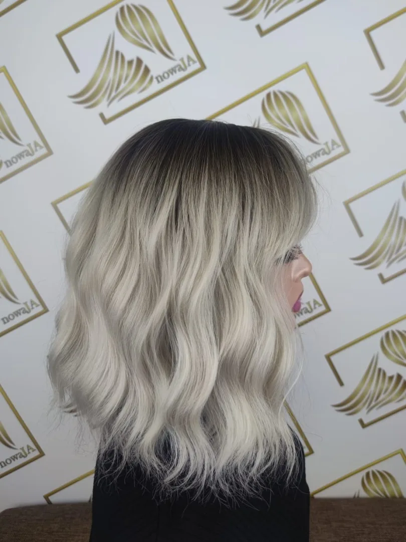 Peruka "Margaret 2" kolor chłodny blond ombre - platyna, fryzura Long Bob falowany, damska syntetyczna - termiczna - obrazek 2