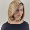 Peruka ”Pamela” kolor blond ombre balayage (RL14/25), fryzura Bob włosy półdługie z grzywką, damska syntetyczna - termiczna - obrazek 4