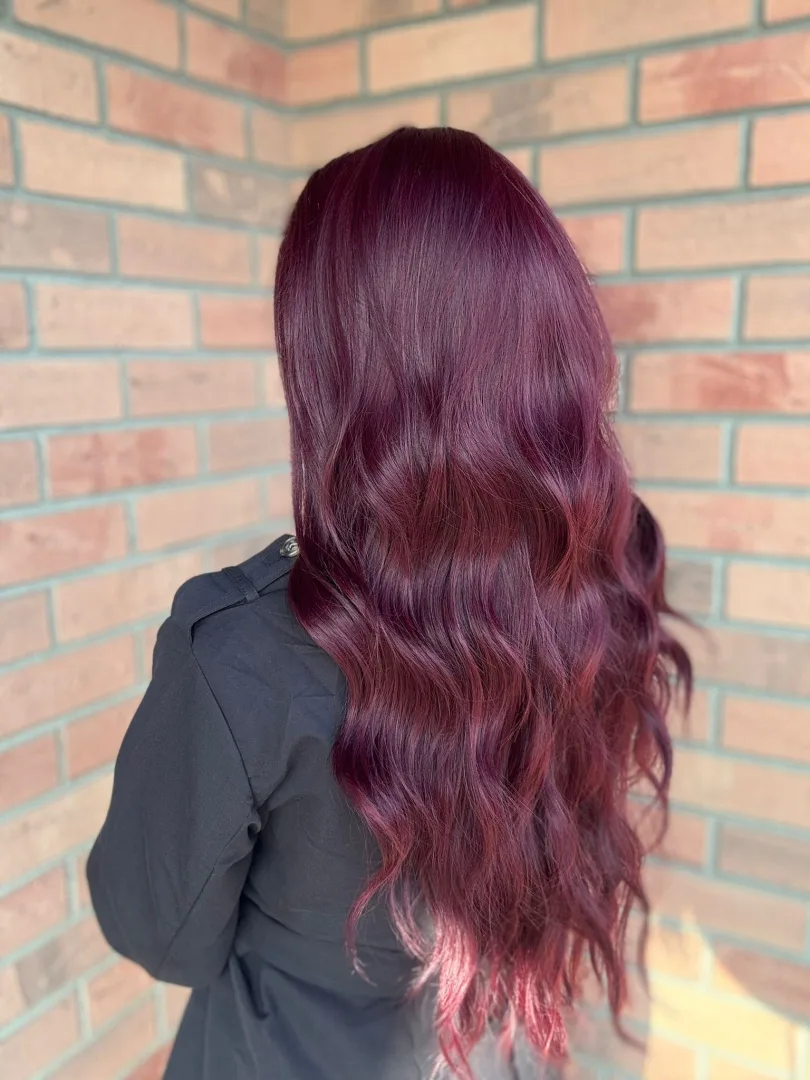 Peruka ”Karolina” Lace Front 13*6, kolor burgund, damska syntetyczna - termiczna - obrazek 2