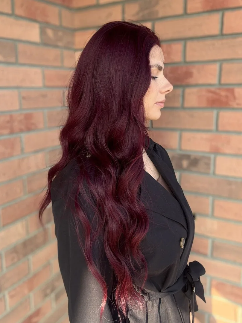 Peruka ”Karolina” Lace Front 13*6, kolor burgund, damska syntetyczna - termiczna - obrazek 5