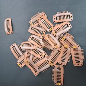 Klipy do peruk i toperów