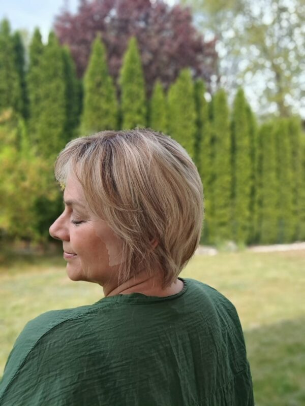 Peruka ”Mirka” Włos naturalny, Lace Front 13*4, kolor blond z efektem balayage z ciemniejszym odrostem - obrazek 8