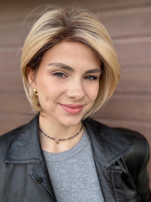 Peruka "Dominika" Mono Top, dostępna w wielu kolorach