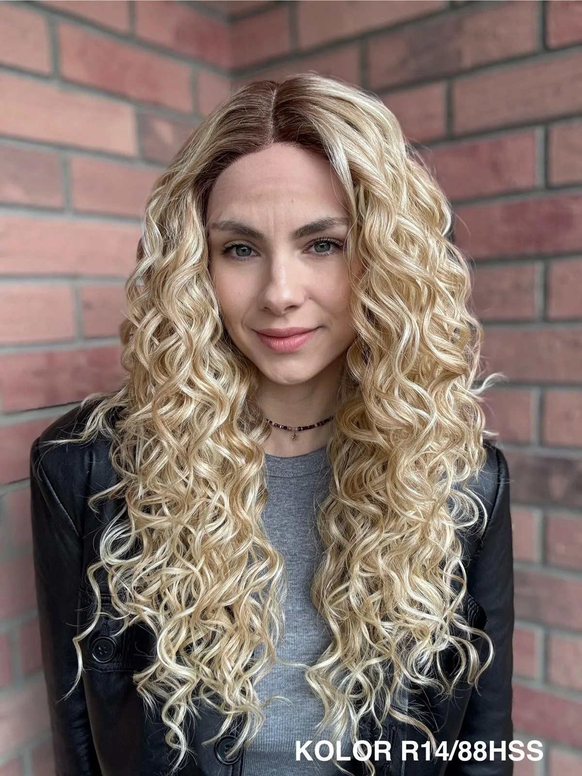 Peruka "Consuela" loki, czepek Lace Front , dostępna w wielu kolorach - obrazek 3