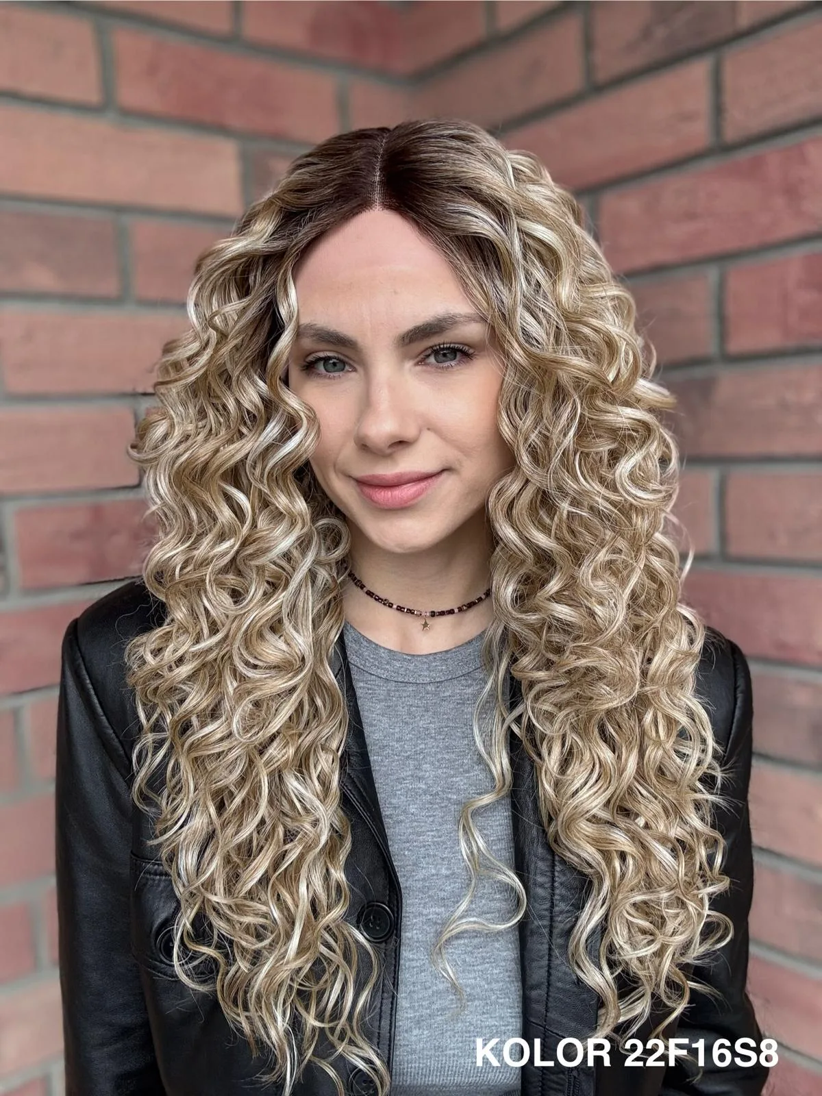 Peruka "Consuela" loki, czepek Lace Front , dostępna w wielu kolorach - obrazek 5