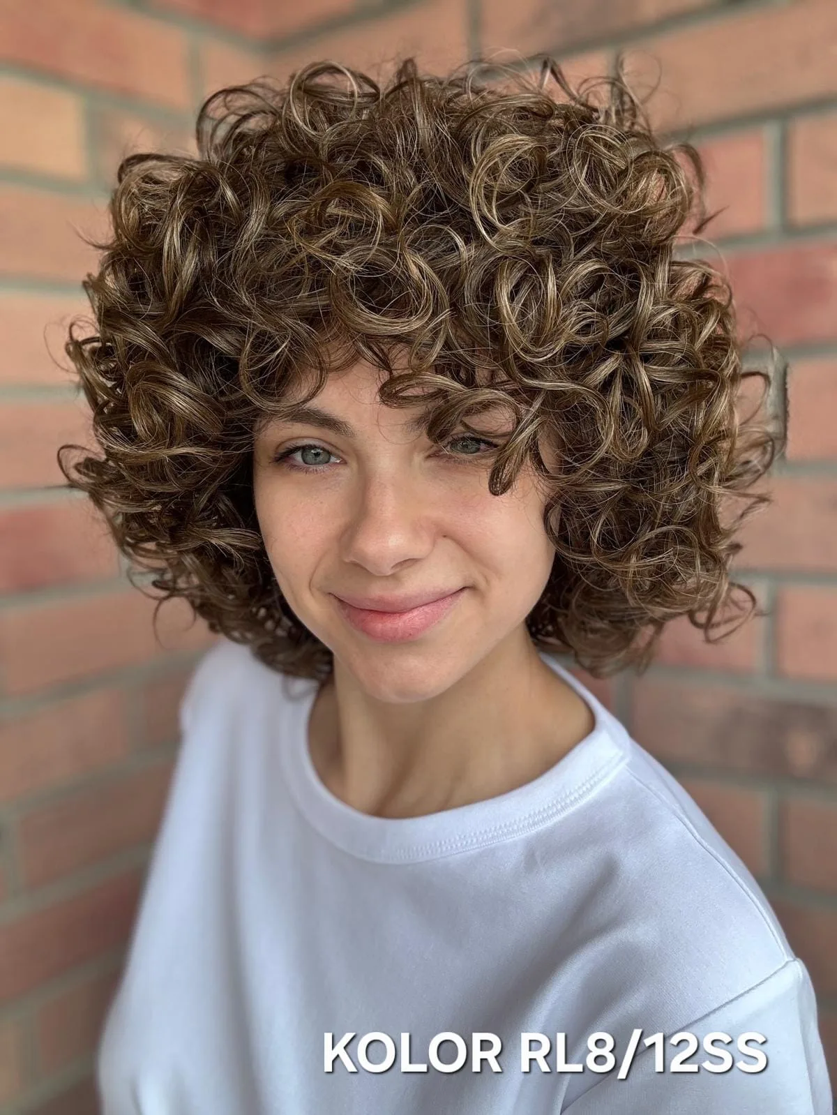 Peruka "Missy" loki, dostępna w wielu kolorów, długość ok 30 cm - obrazek 2