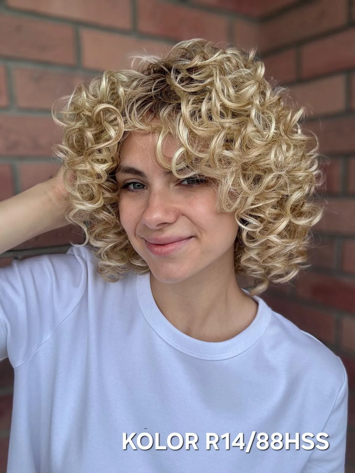 Peruka "Missy" loki, dostępna w wielu kolorów, długość ok 30 cm - obrazek 7