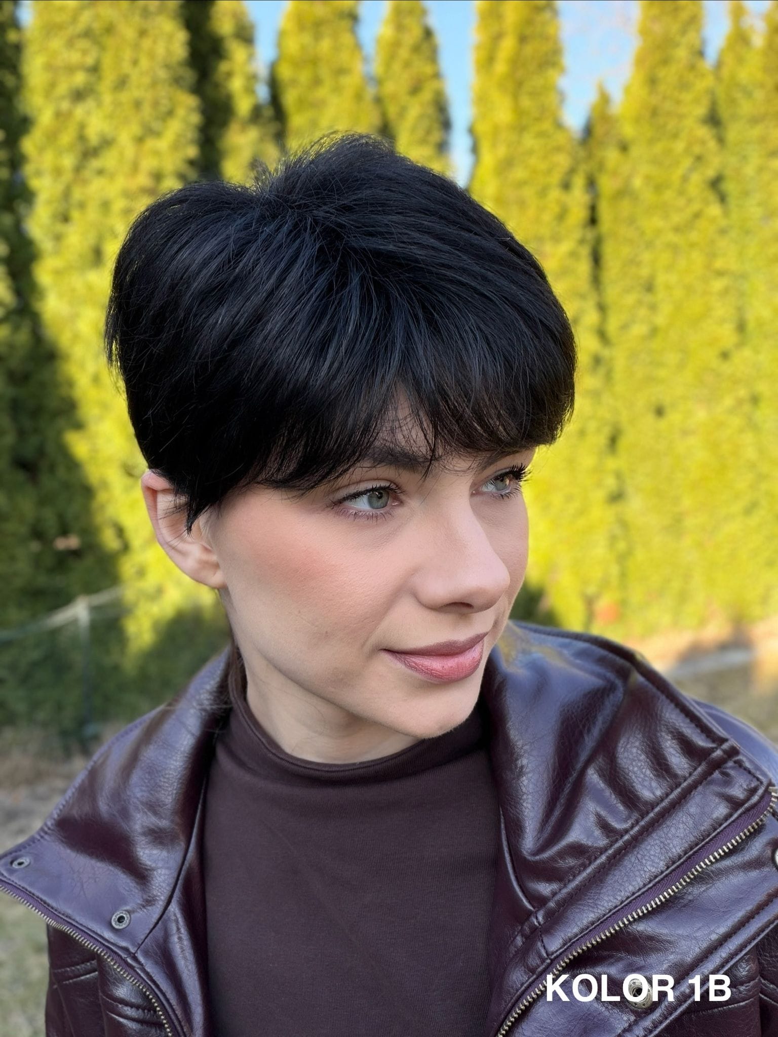 Peruka ”Antonina” dostępna w wielu kolorach - obrazek 26