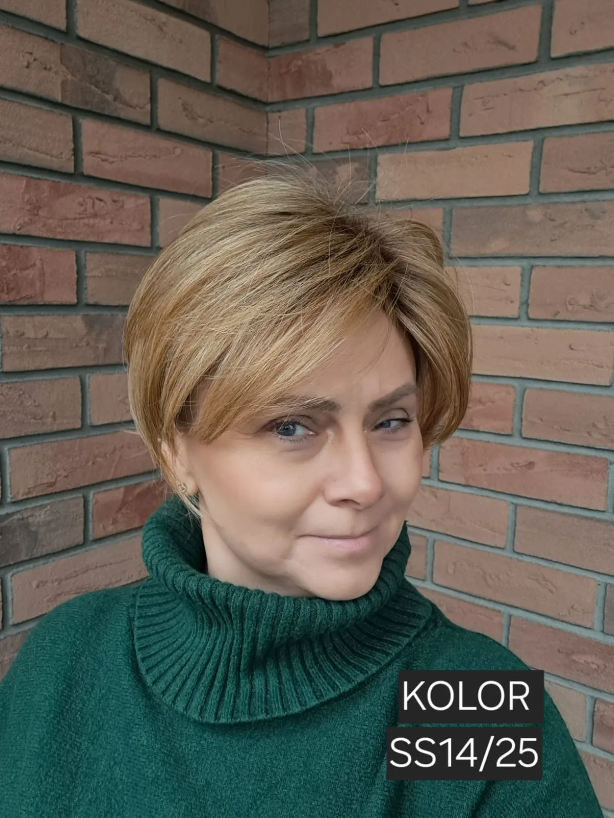 Topper "Syntia", baza 12x15 cm, długość włosa ok. 25 cm - obrazek 2