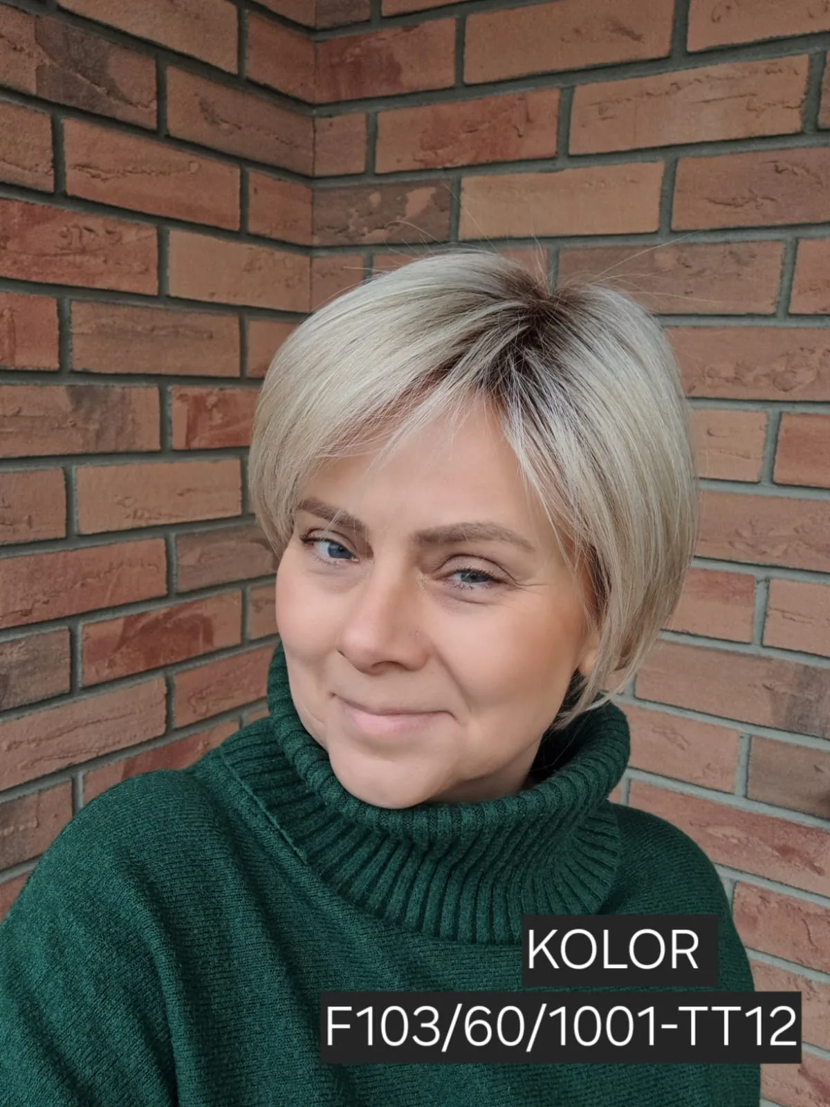 Topper "Syntia", baza 12x15 cm, długość włosa ok. 25 cm - obrazek 8