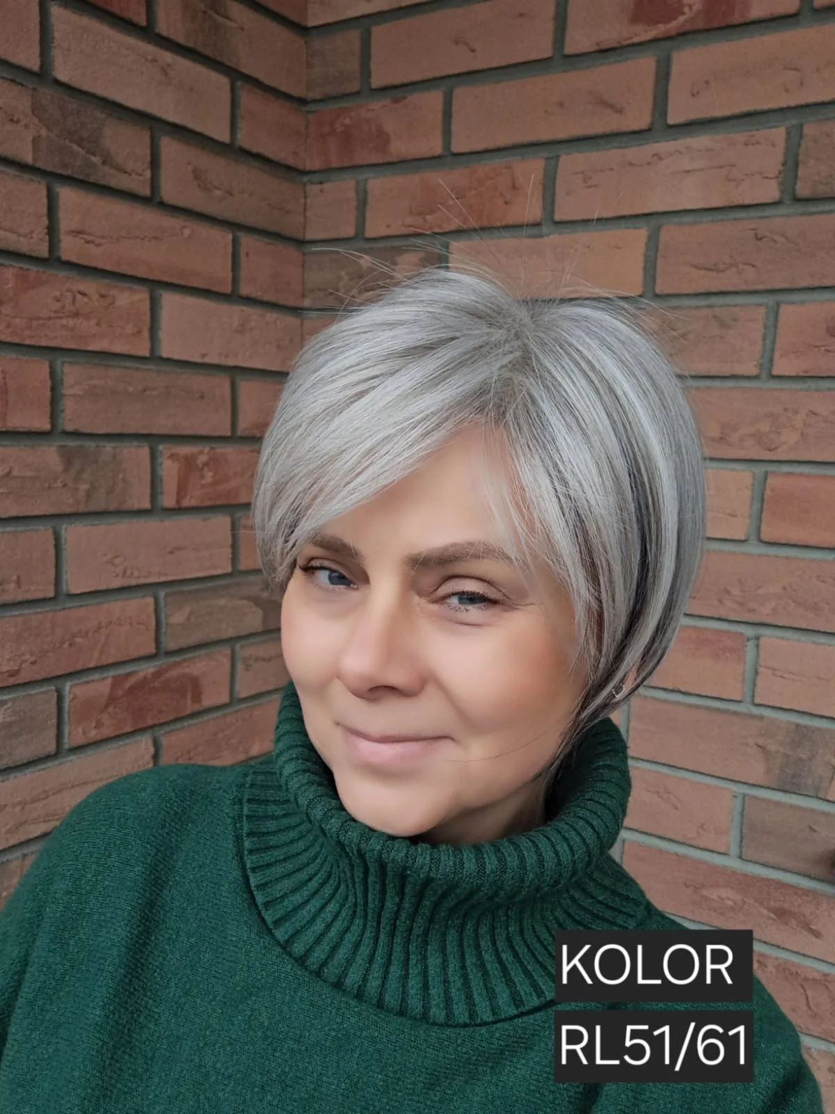 Topper "Syntia", baza 12x15 cm, długość włosa ok. 25 cm - obrazek 10