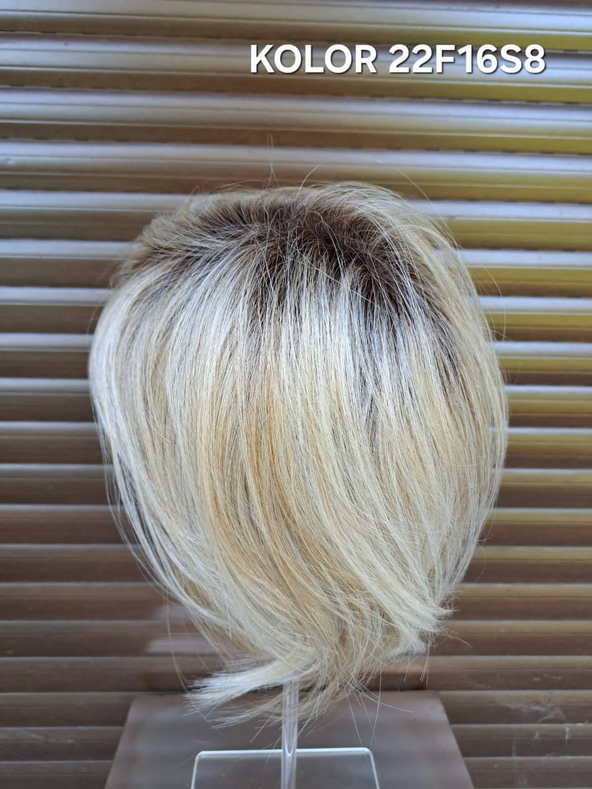 Topper „Sara”, z efektem tapiru, baza 15x15 cm - obrazek 15