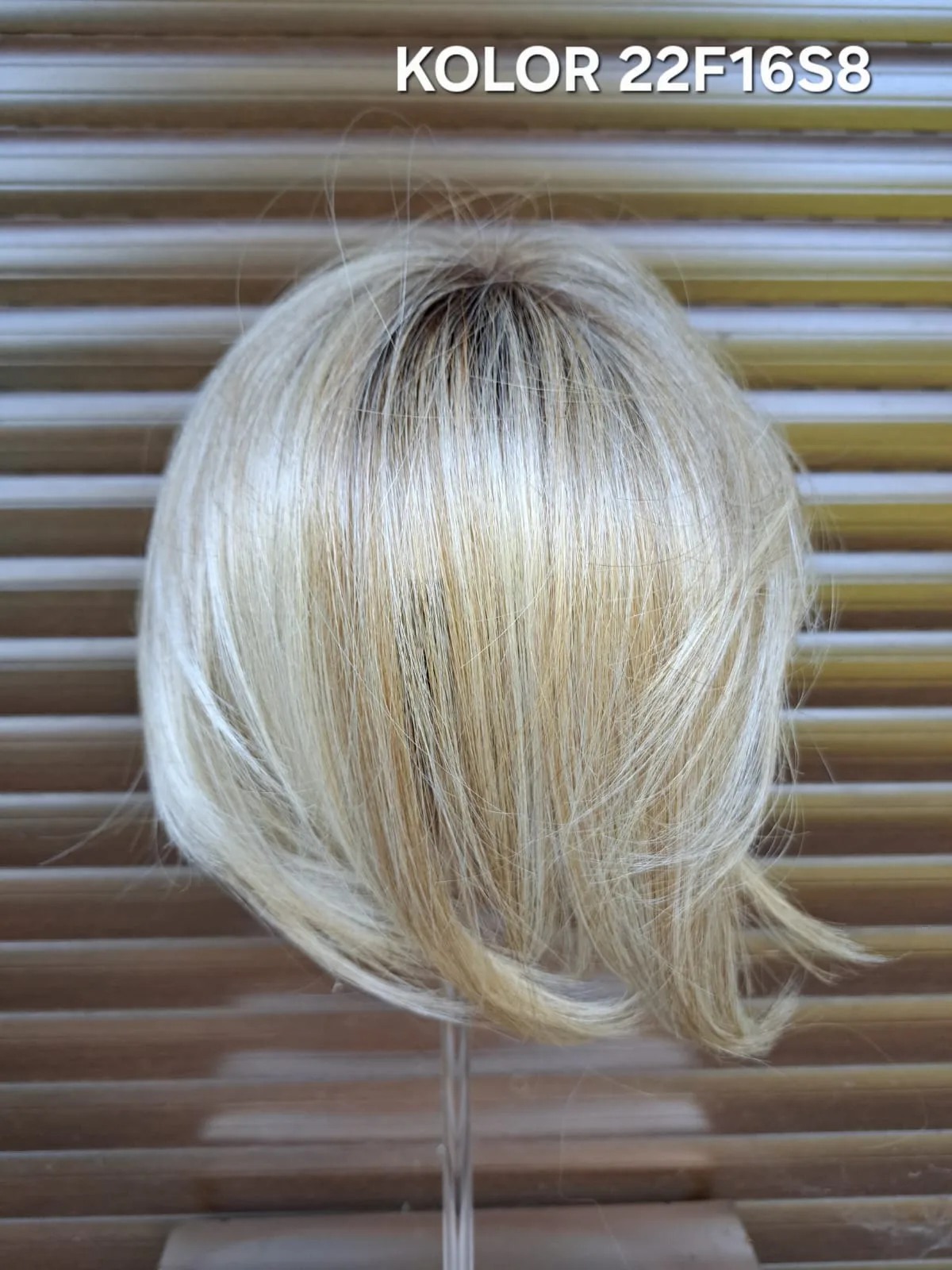 Topper „Sara”, z efektem tapiru, baza 15x15 cm - obrazek 17