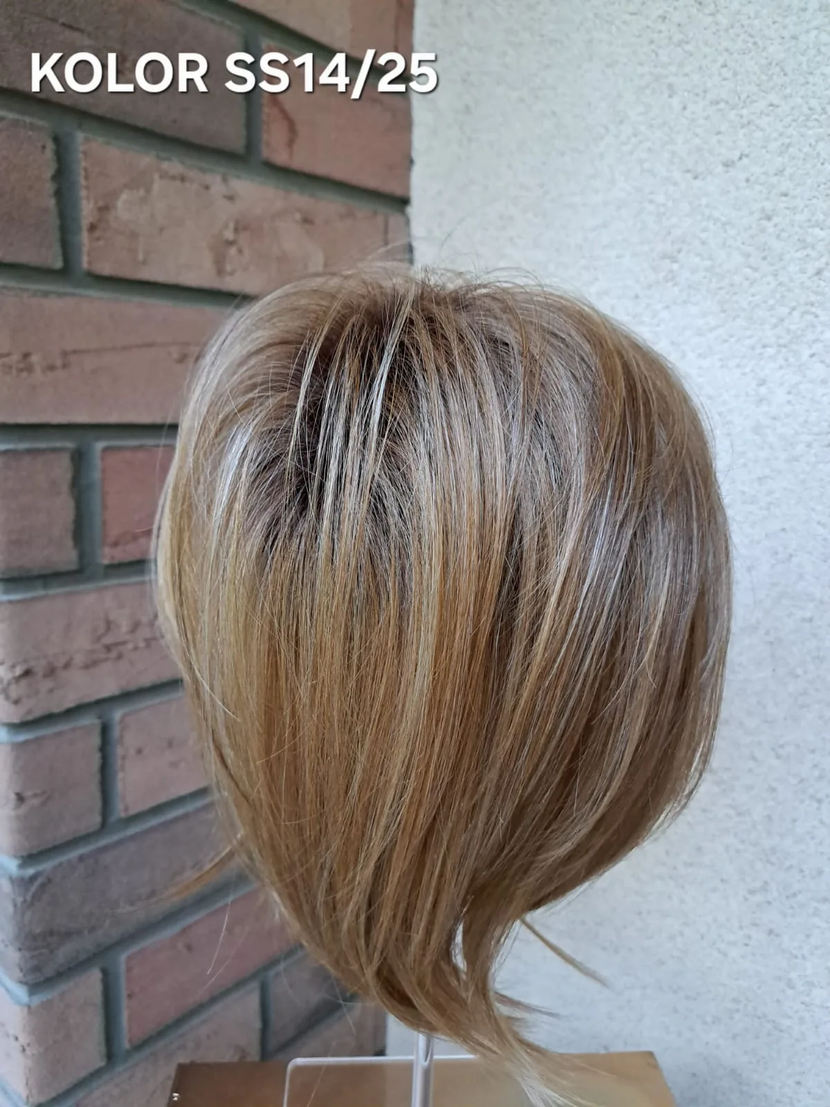 Topper „Sara”, z efektem tapiru, baza 15x15 cm - obrazek 32