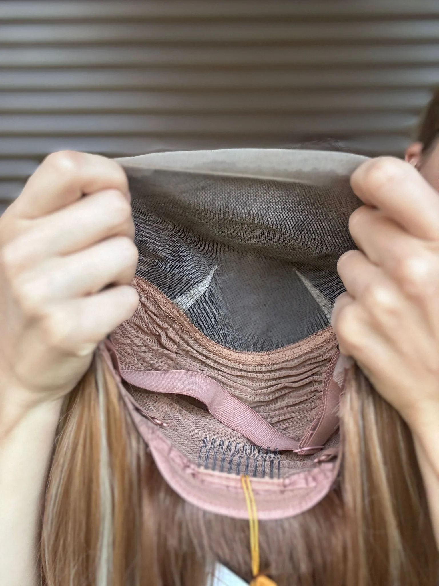 Peruka ,, Żaneta '' lace front 13/6,  ,dł.ok 60 cm - obrazek 7