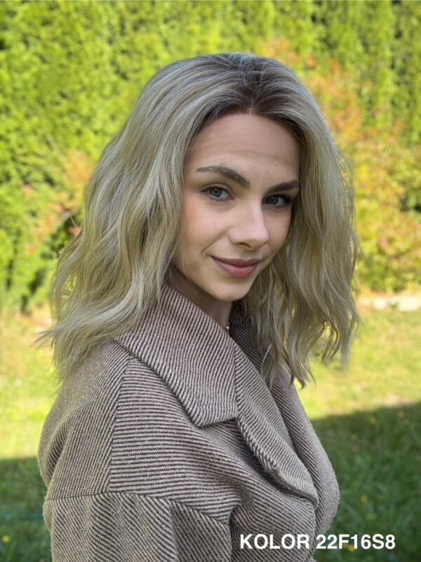 Peruka "Kleo" Lace Front 360 stopni, dostępna w kilku kolorach - obrazek 6