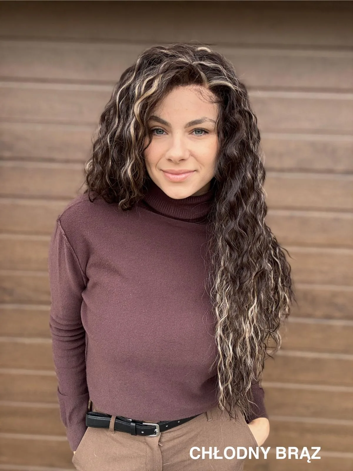 Peruka "Kamara" Lace Front, dostępna w kilku kolorach - obrazek 4