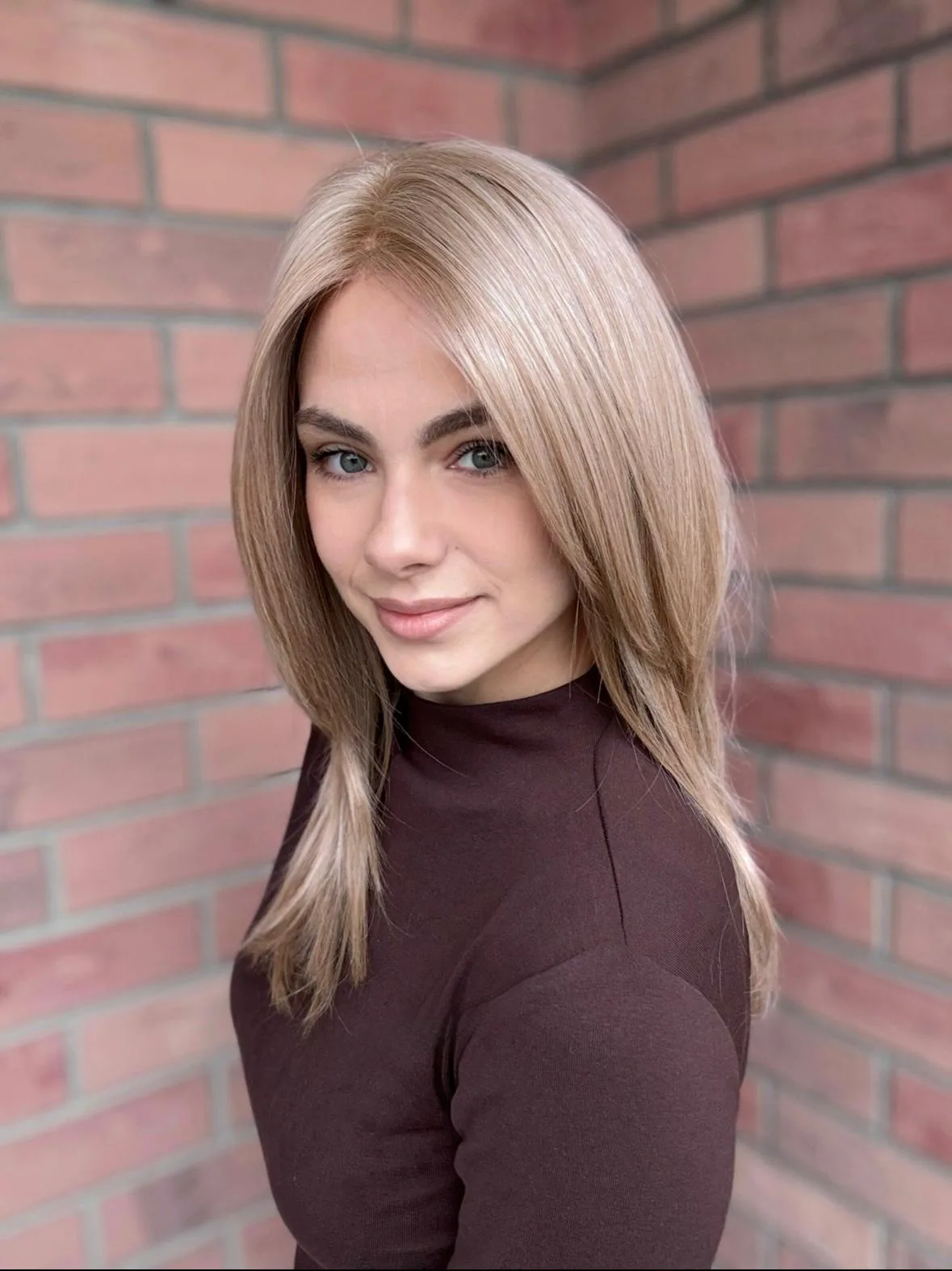 Peruka "Renia" Mono Top