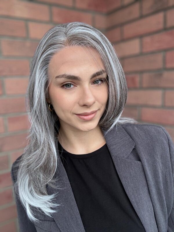 Peruka "Matylda" Lace Front, siwy balayage - obrazek 4