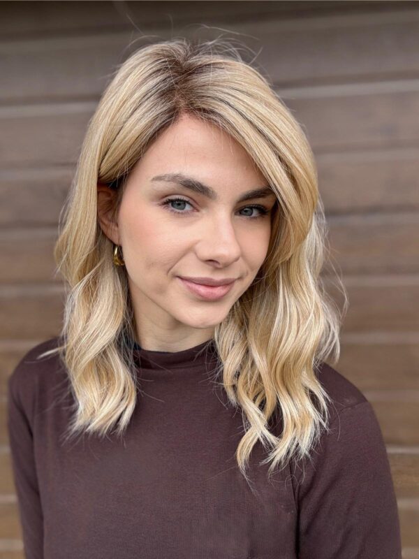 Peruka "Fabiana" Mono top, dostępna w kilku kolorach