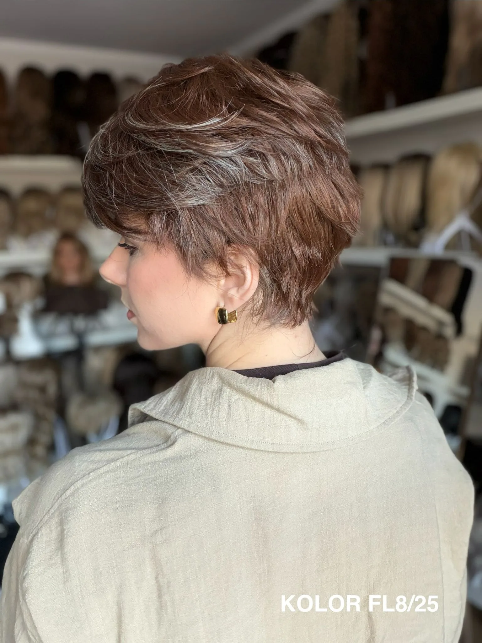 Peruka "Jadwiga" dostępna w wielu kolorach - obrazek 21