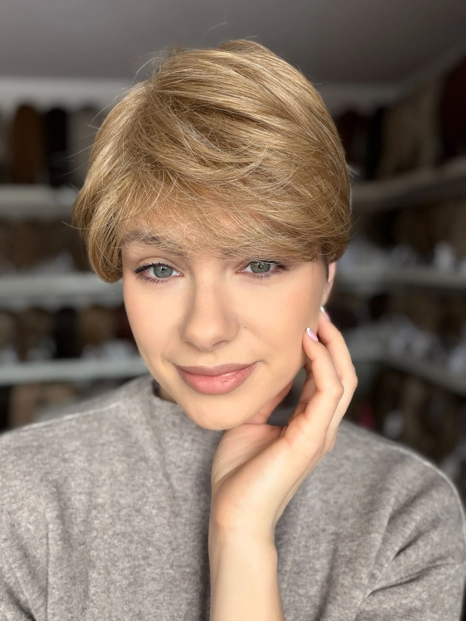 Peruka "Jadwiga" dostępna w wielu kolorach