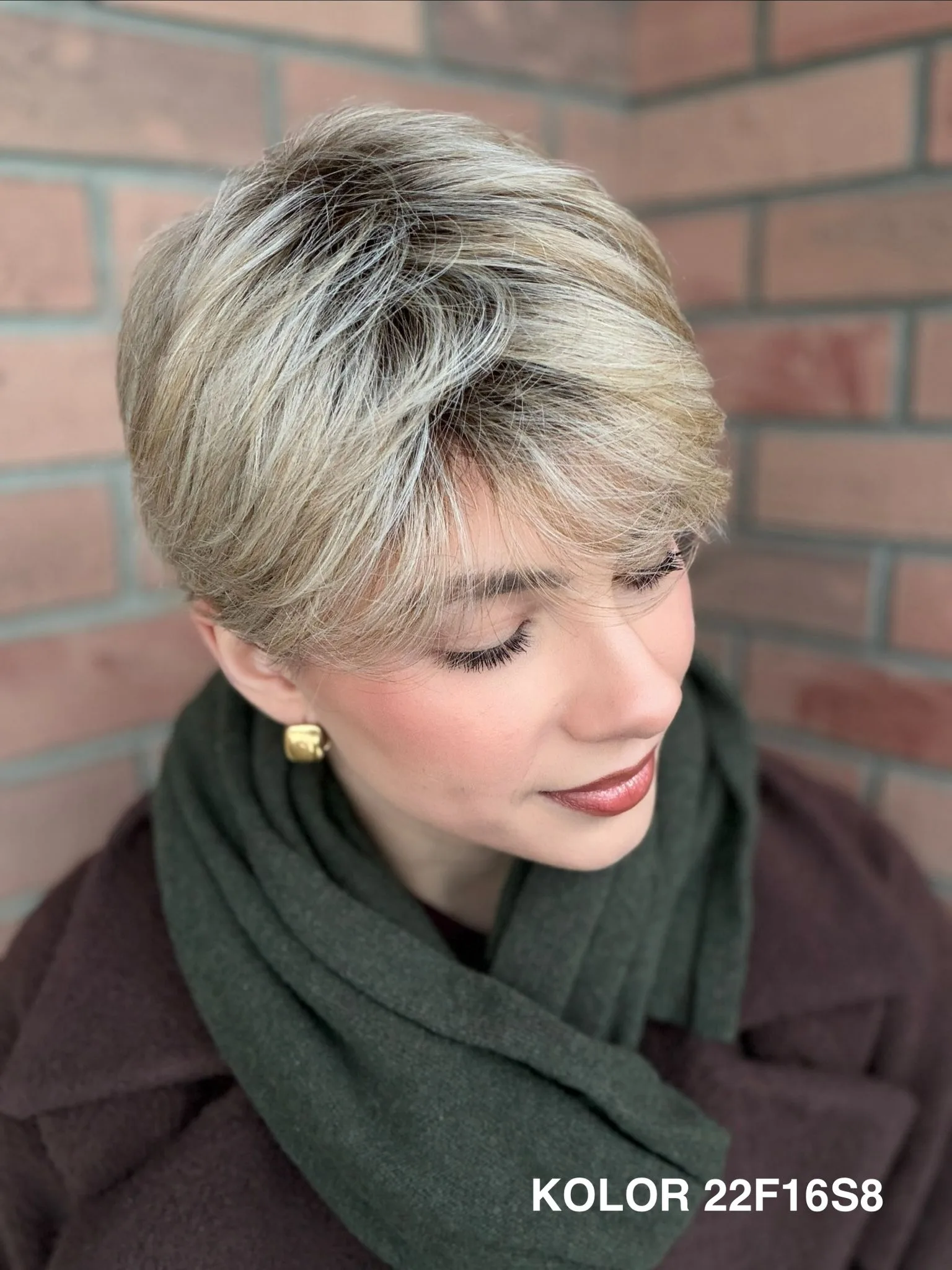 Peruka "Jadwiga" dostępna w wielu kolorach - obrazek 14