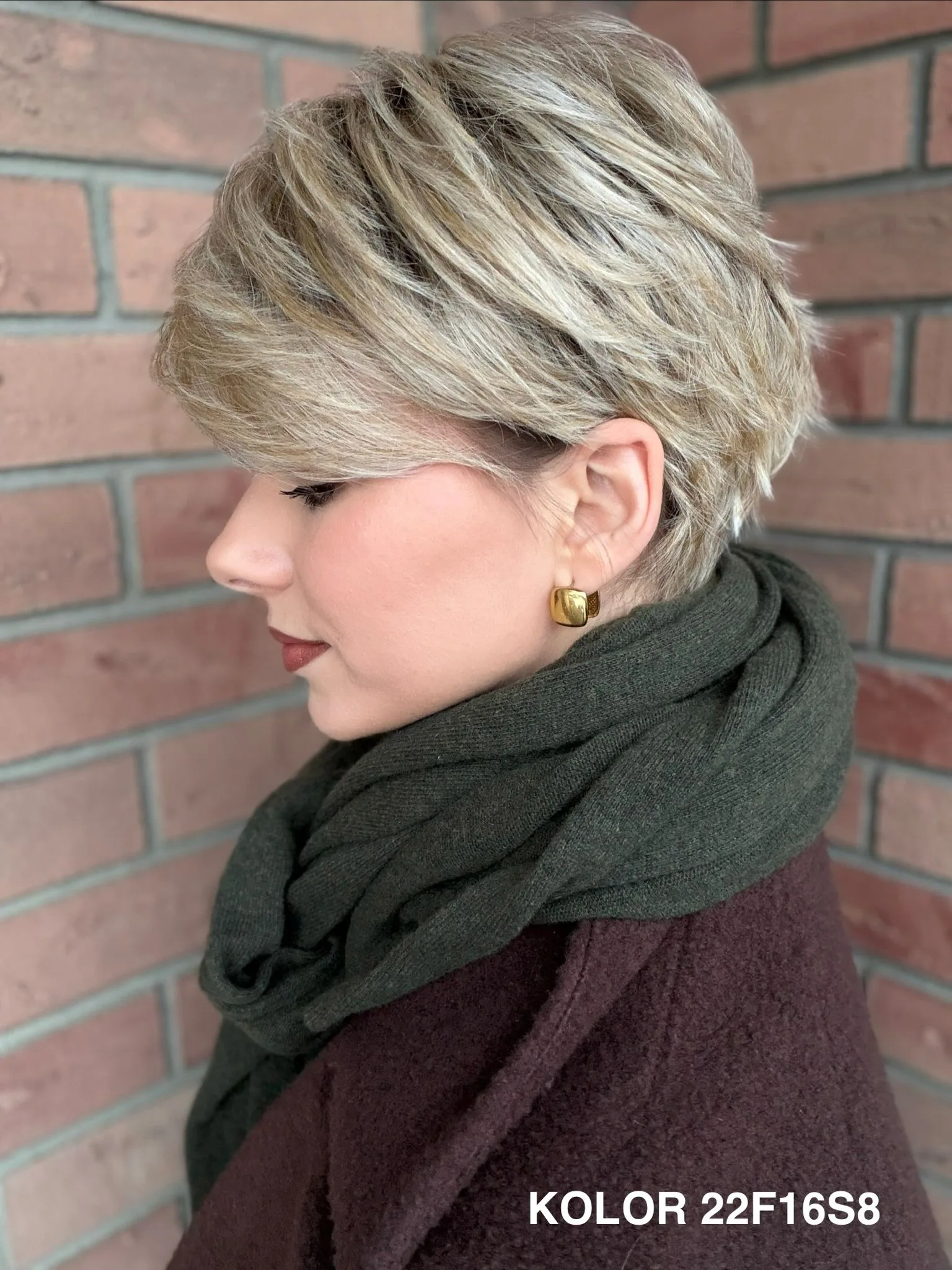 Peruka "Jadwiga" dostępna w wielu kolorach - obrazek 15