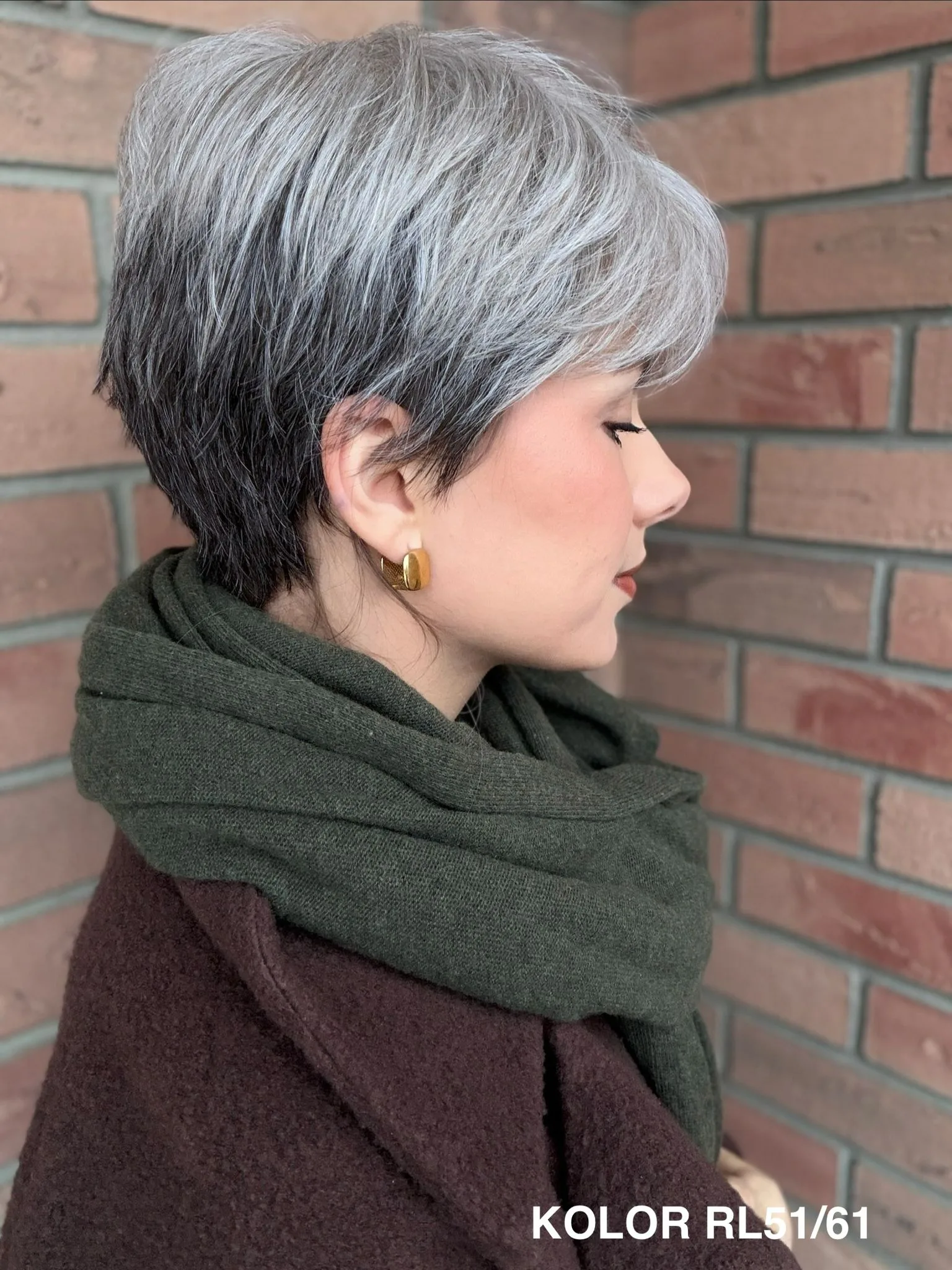 Peruka "Jadwiga" dostępna w wielu kolorach - obrazek 9