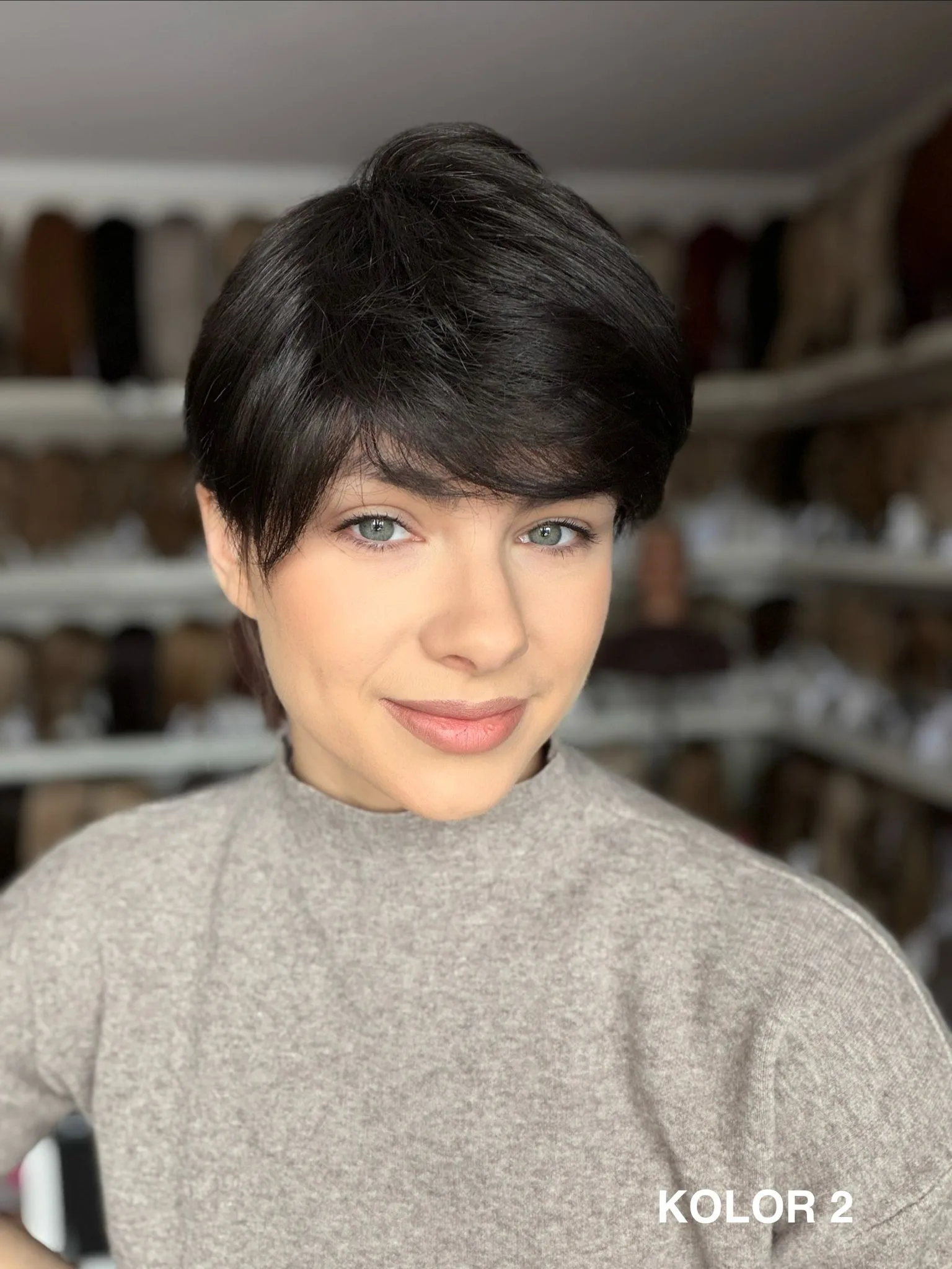 Peruka "Jadwiga" dostępna w wielu kolorach - obrazek 28