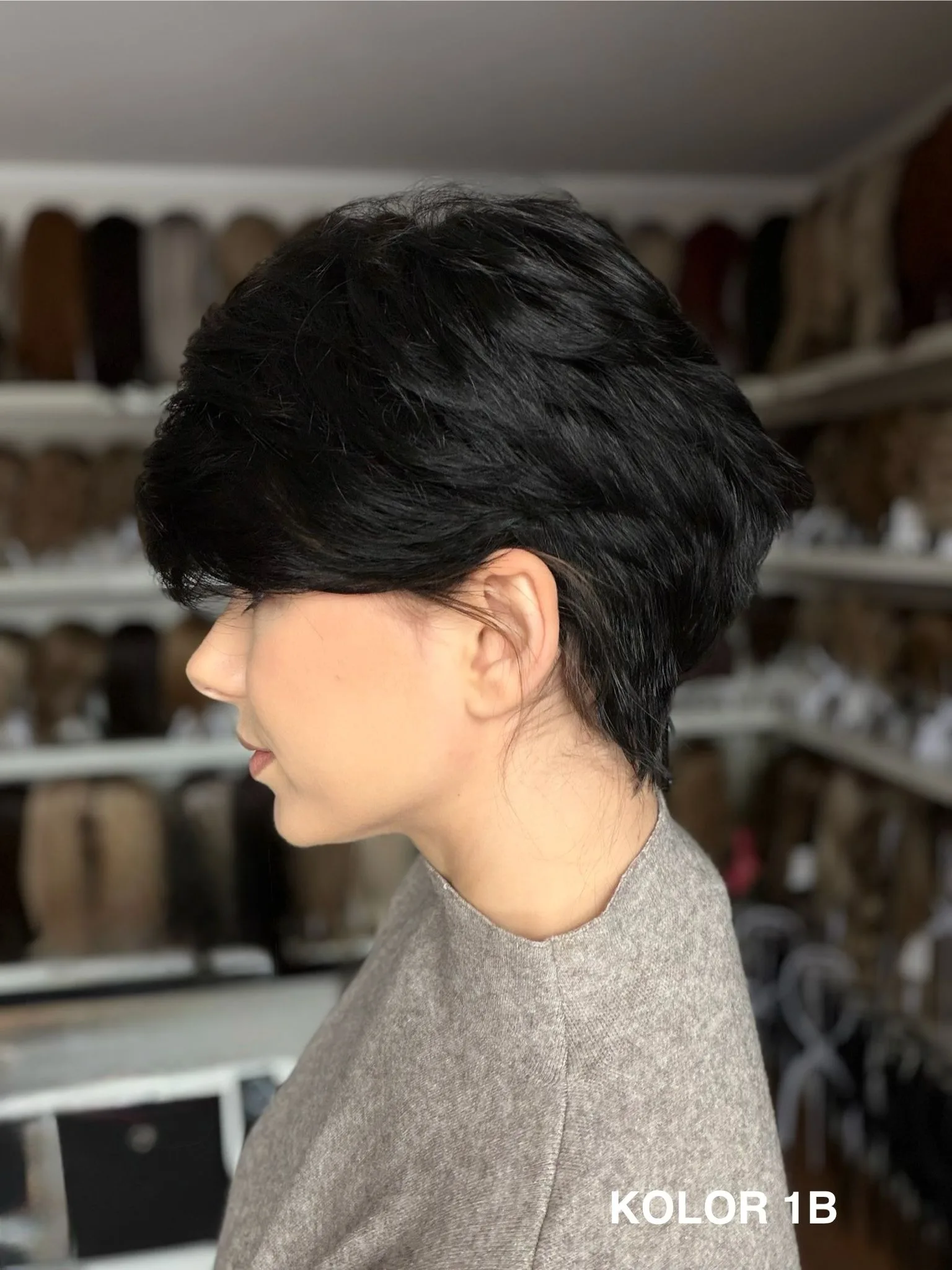 Peruka "Jadwiga" dostępna w wielu kolorach - obrazek 17