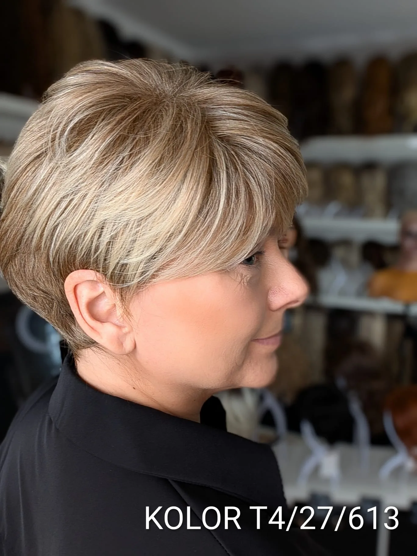 Peruka "Elenka" dostępna w wielu kolorach - obrazek 3